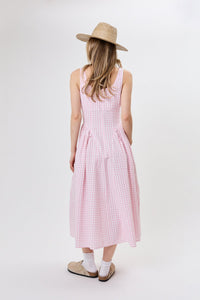 Abril | Vestido de corte A en rosa bebé